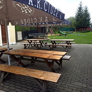 Všechny naše cidery koupíte v Rybárně🐟 ve Vizovicích, 3 druhy 🍎 vám načepujeme s sebou. #natural#cider#ak_cider